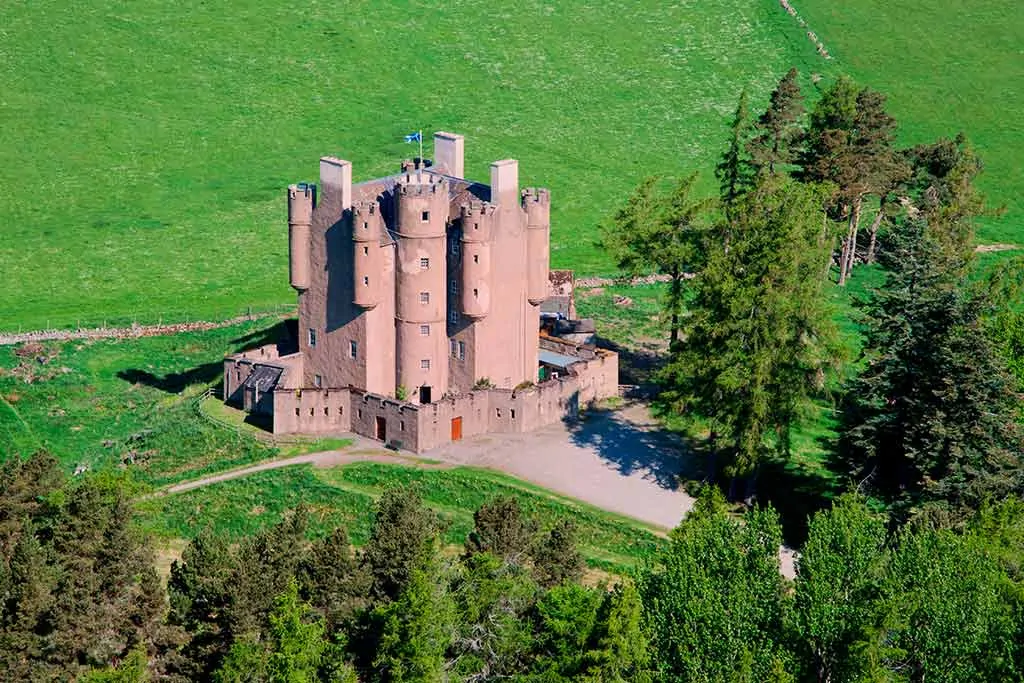 Best castles in Scotland BRAEMAR-CASTLE