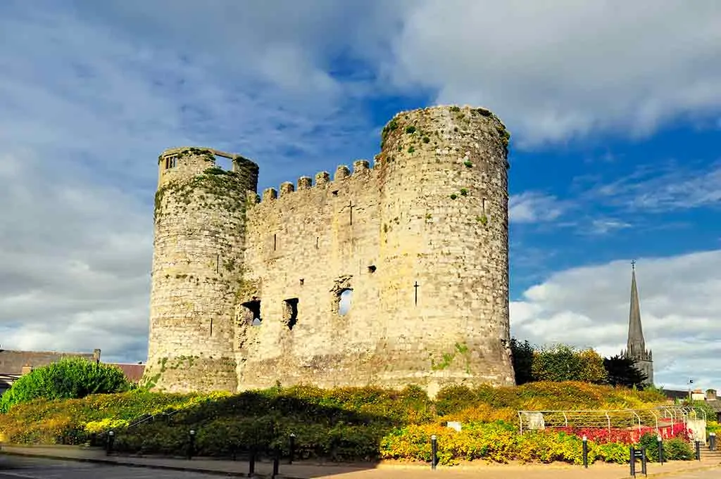 Famous Castles in Ireland Carlow-Castle