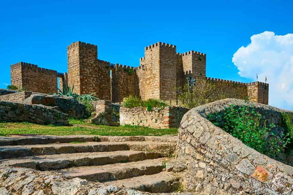 Famous Castles in Spain Castillo-de-Trujillo