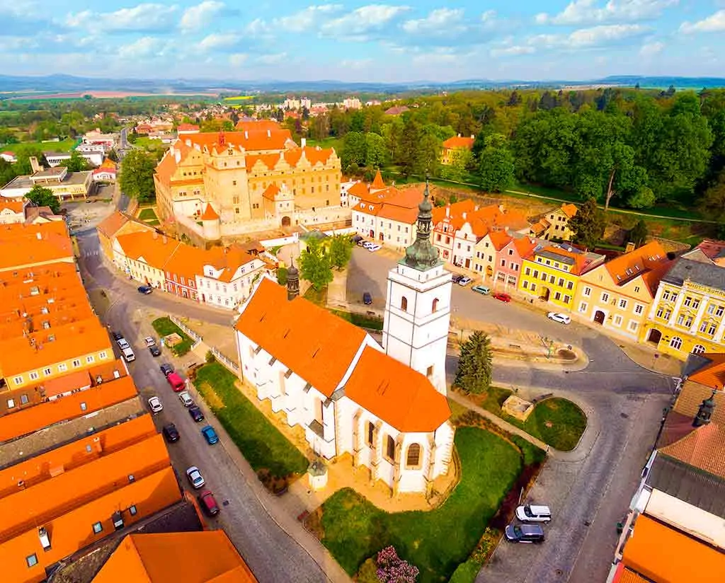 Castles in Czech Horsovsky-Tyn