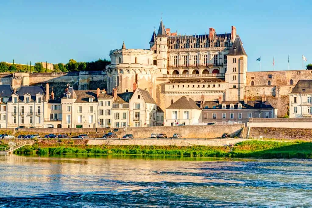 Castles in Loire Valley Château-d’Amboise