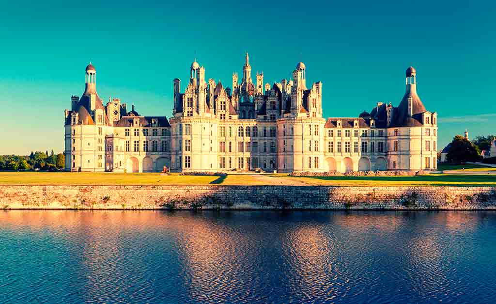 Castles in Loire Valley Château-of-Chambord