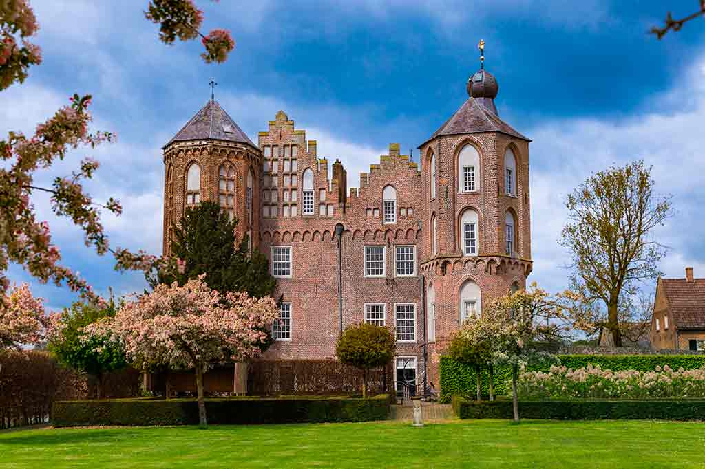 Castles in Netherlands Croy-Castle