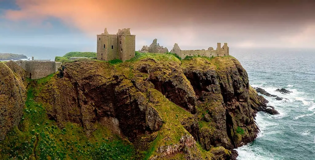 Best castles in Scotland DUNNOTTAR-CASTLE