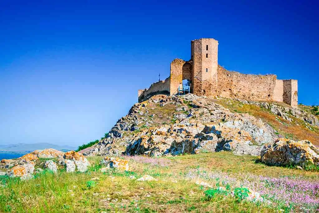 Famous Castles in Romania Enisala-Fortress