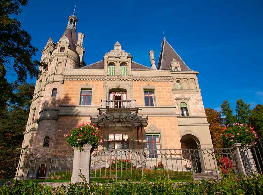 Best castles in Switzerland Hunegg-Castle