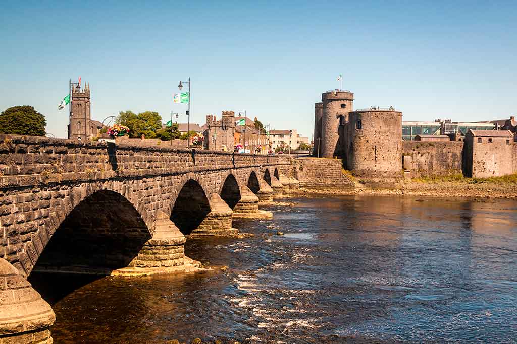 Castles in Ireland King-John's-Castle