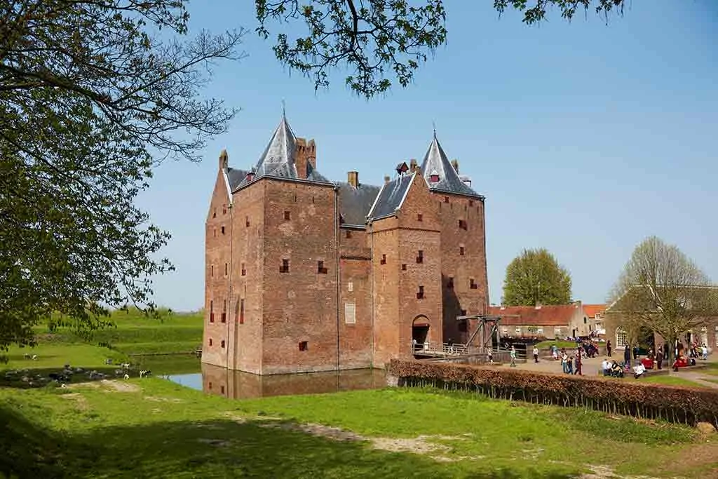 Castles in Netherlands Loevestein-Castle