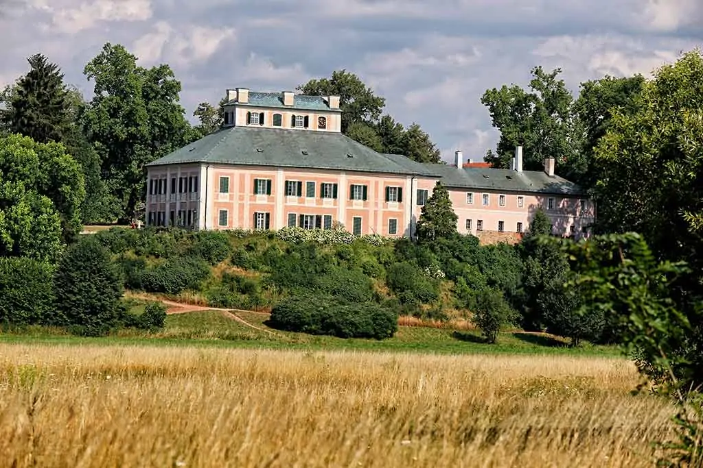 Czech Castles Ratiborice Chateau