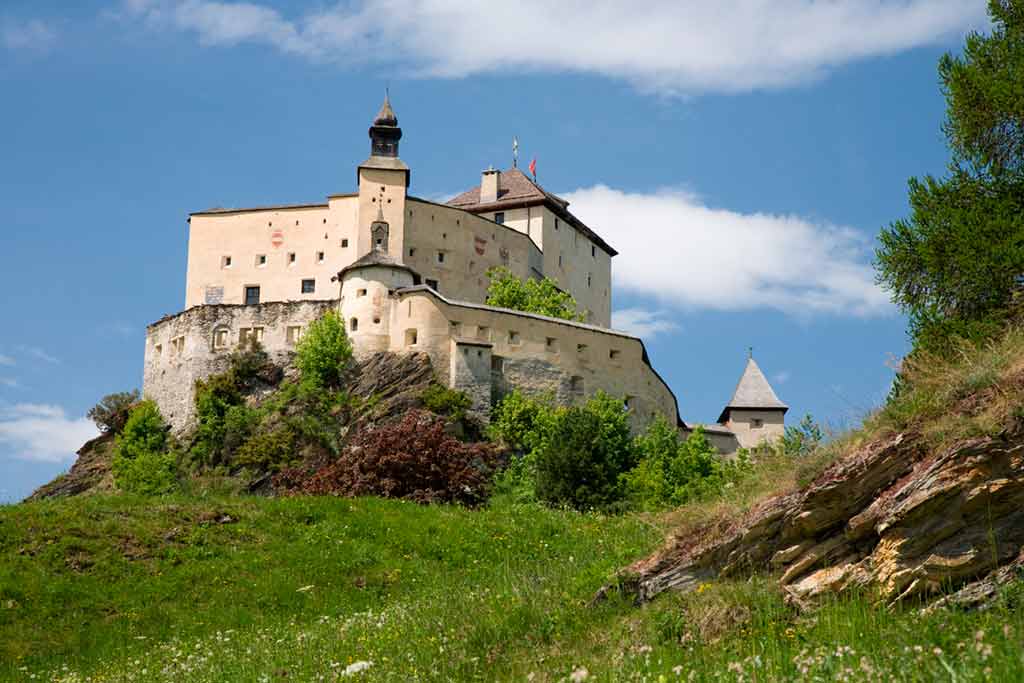 Famous Castles in Switzerland Tarasp-Castle