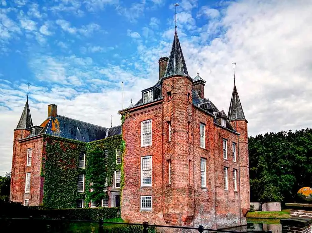 Castles in Netherlands Zuylen-Castle