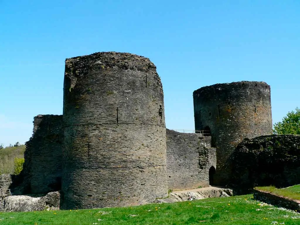 castles in South Wales-Cilgerran-Castle