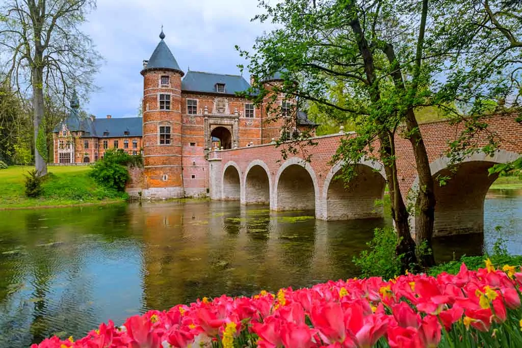 Famous Castles in Belgium-Groot-Bijgaarden-Castle