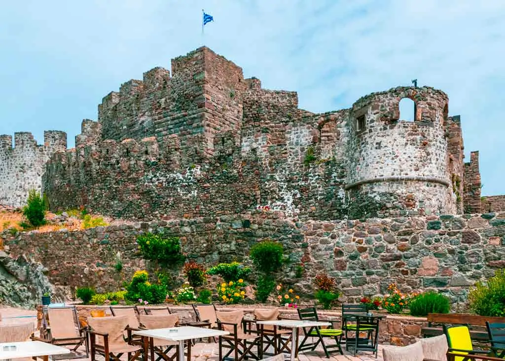 Best castles in Greece-Mithymna-Castle