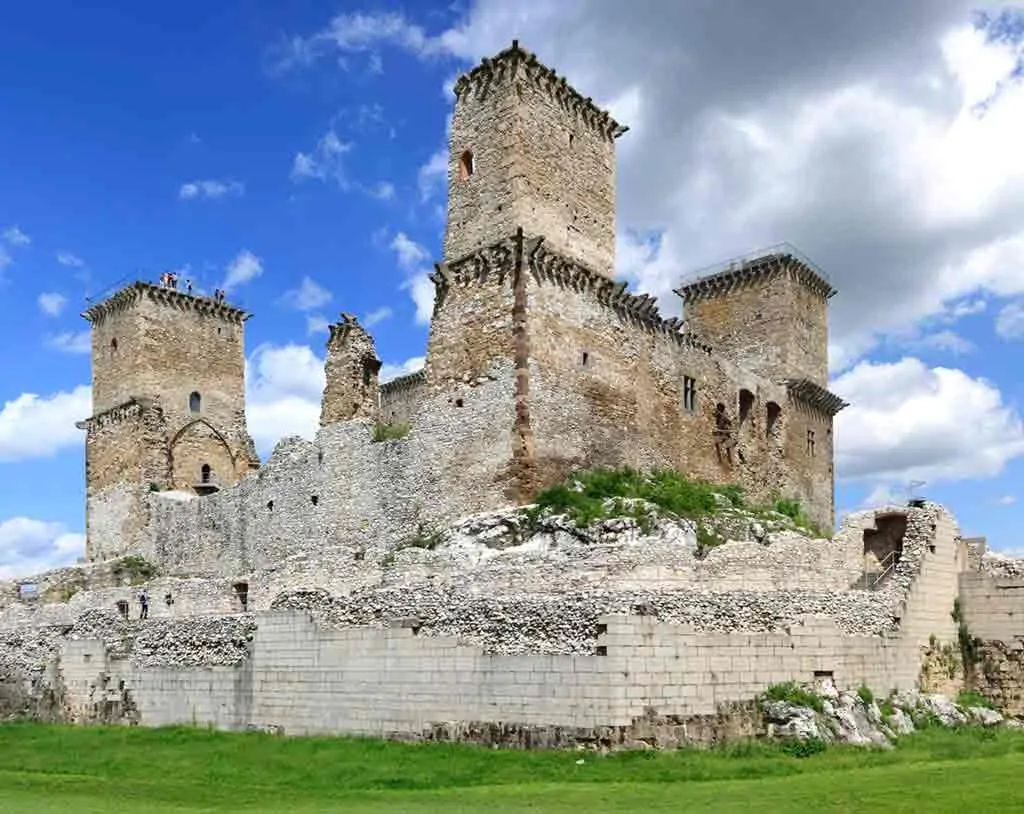 Castles in Hungary-Castle-of-Diosgyor