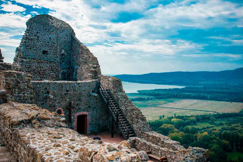 Best Hungarian Castles-Szigliget-Castle