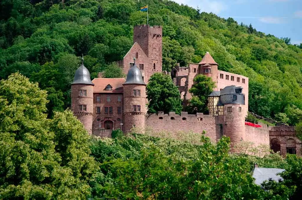 Best castles near Frankfurt-Wertheim-Castle