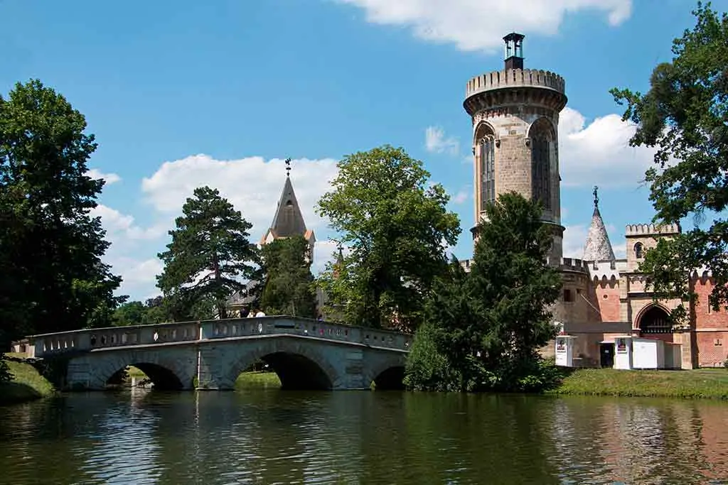 Famous Castles in Austria-Franzensburg