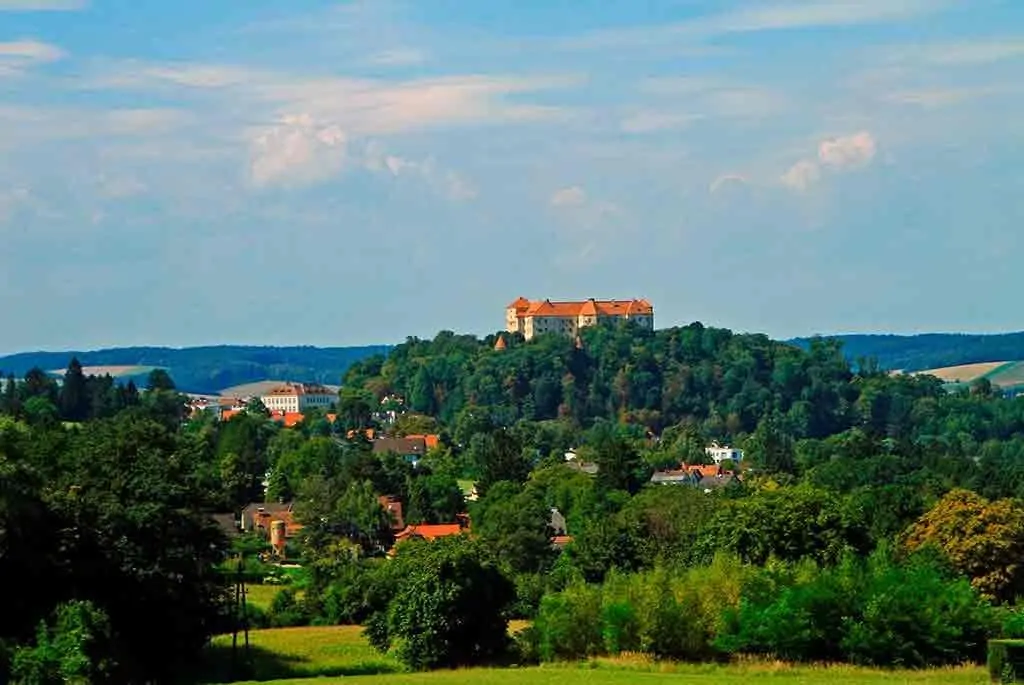 Best Austrian Castles-Burg-Neulengbach