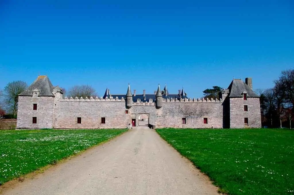 Castles in Northern France-Castle-Bienassis