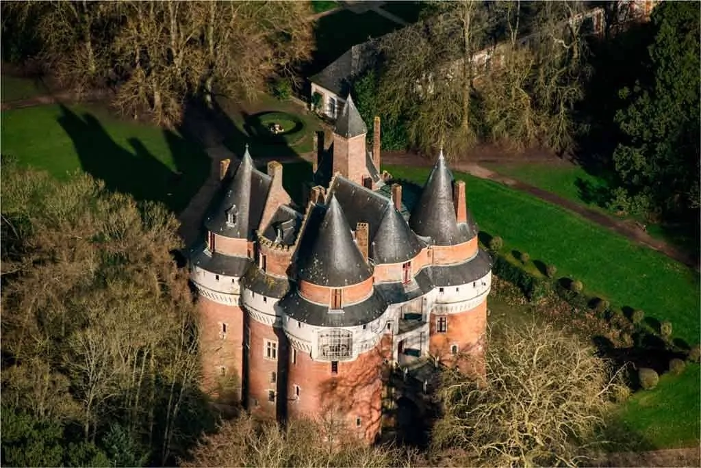 Famous Castles in Northern France-Castle-of-Rambures