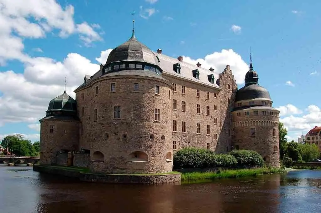Famous Castles in Sweden-Orebro-castle