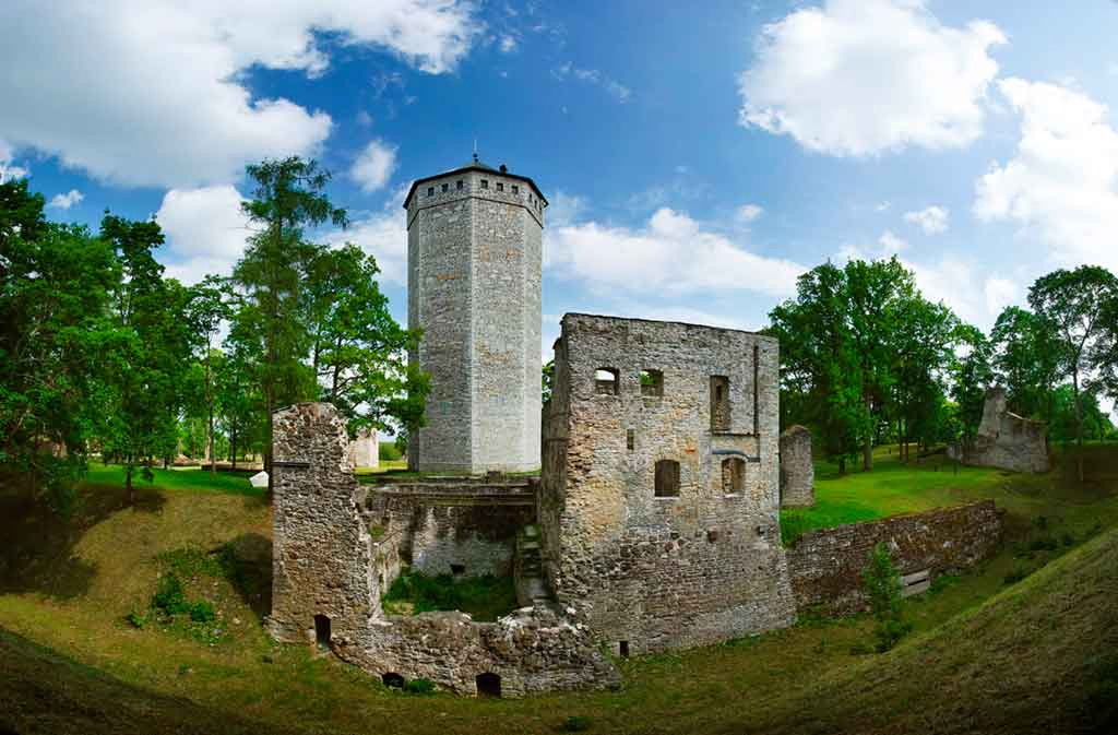 Castles in Estonia-Paide-Castle
