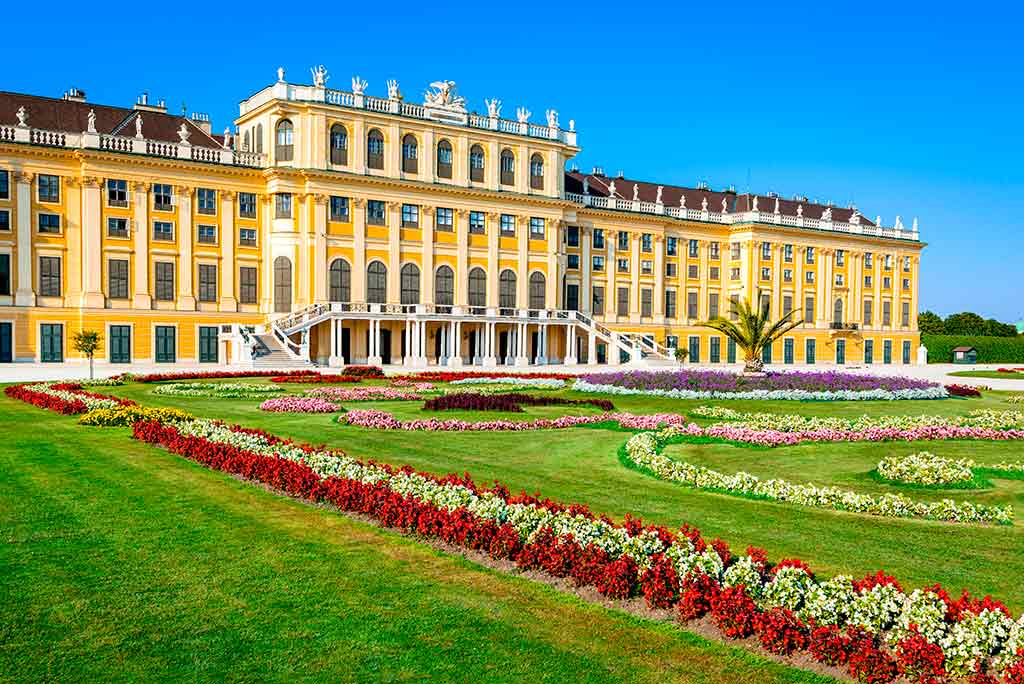 Best castles in Austria-Schloss-Schönbrunn