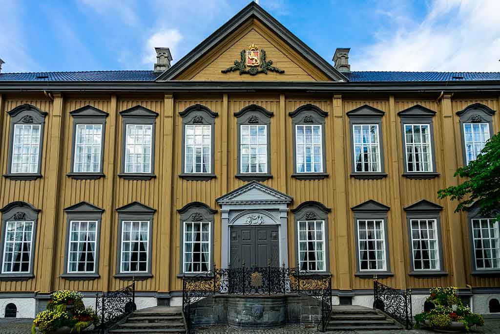 Best castles in Norway-Stiftsgarden