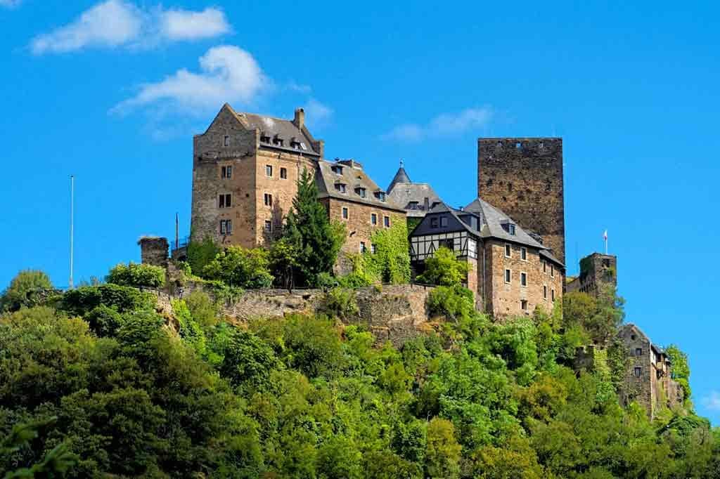 Famous Castles in Rhine-Schönburg-Castle