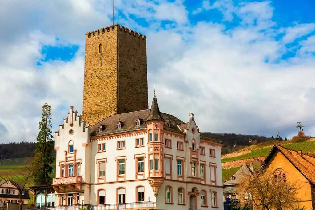 Castles in Rhine-Boosenburg-Castle
