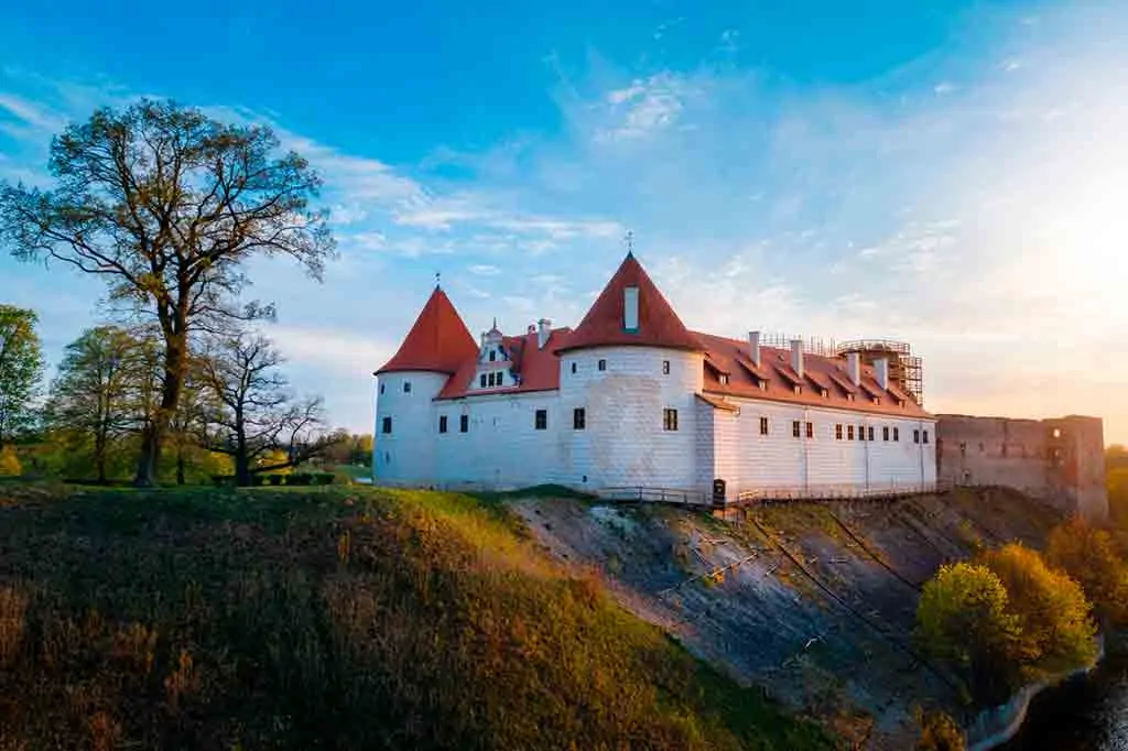 Best Latvian Castles-Bauska-Castle