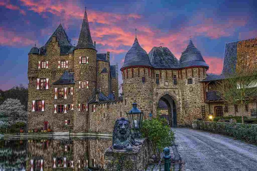 Castles near Cologne - Historic European Castles