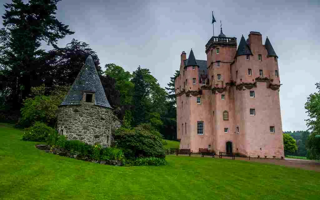 Craigievar Castle - castles near Aberdeen