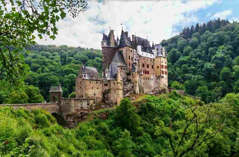 Castles near Cologne - Historic European Castles