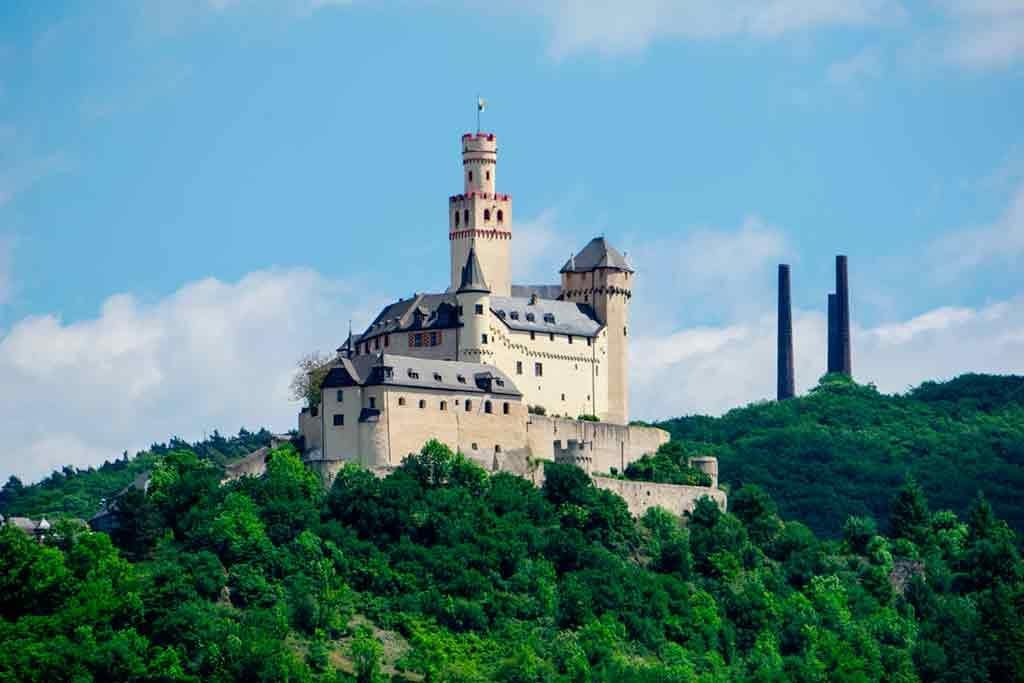 Castles in Rhine-Marksburg-Castle