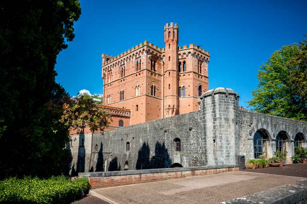Castle of Brolio - best castles in Tuscany