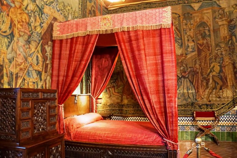 Medieval Castle Layout Historic European Castles