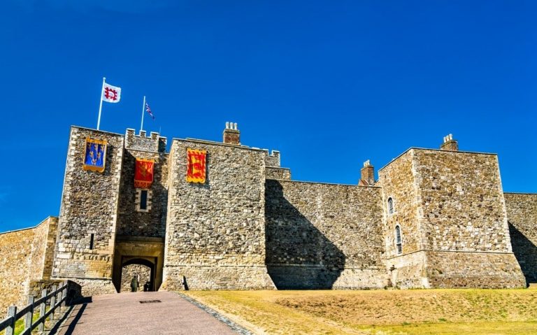 medieval architecture for castle defense