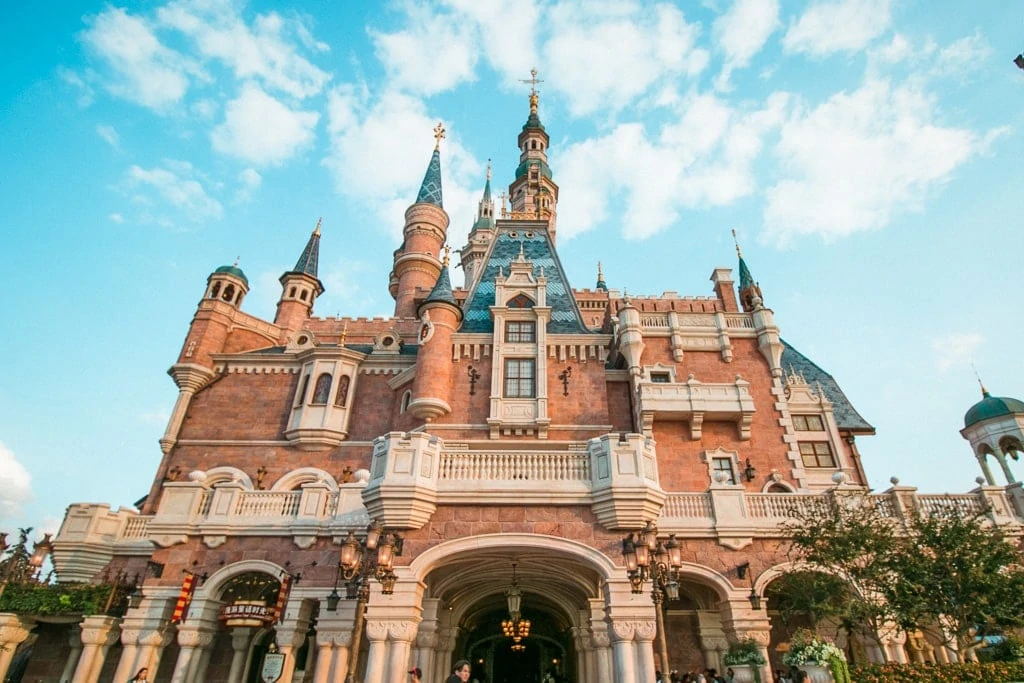 Shanghai Disneyland Castle - Castles at Disney Parks